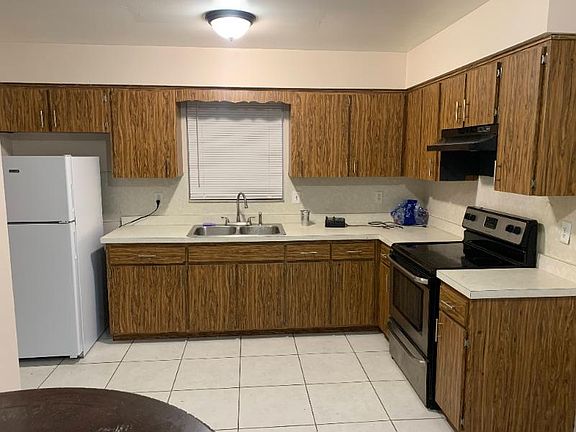 2nd image of 1017 Carolina Ave