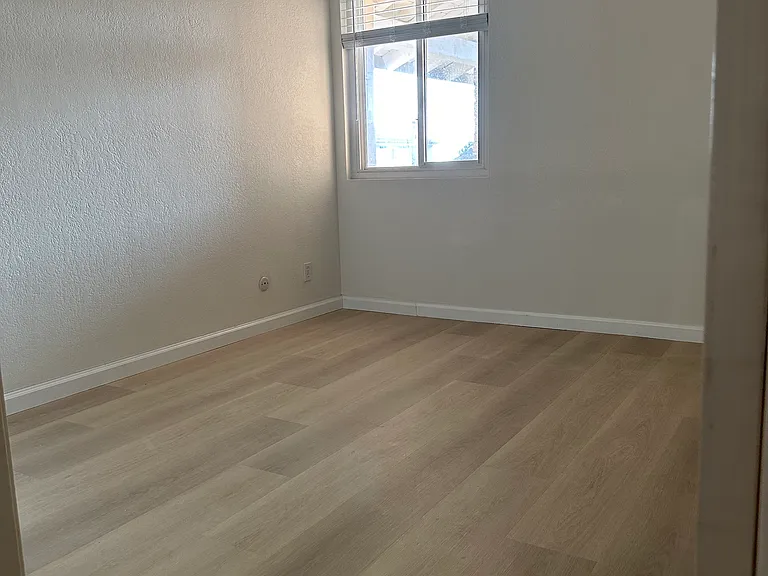 14225 Barrymore St — Photo 12