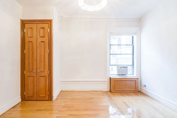 Rented by WAM Partners - William Moses Co. | media 65