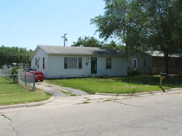 1633 Westwood Blvd, Junction City, KS 66441