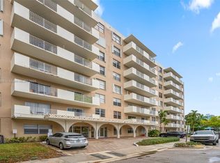 1455 N Treasure Dr APT 4D, North Bay Village, FL 33141