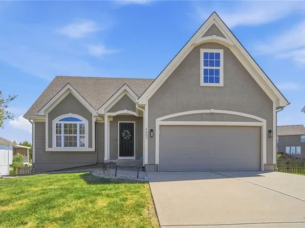4405 SW Flintrock Dr, Lees Summit, MO 64082
