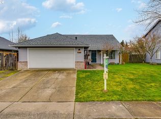 1124 Meadowlawn Pl, Molalla, OR 97038