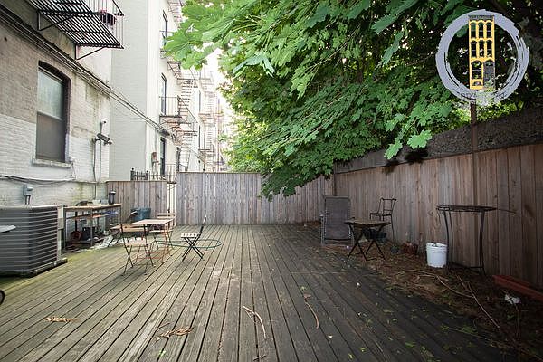 1st image of 1115 Carroll St APT 1A