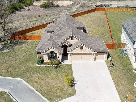 4th image of 1201 Roma St