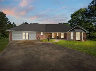 212 Section Line Rd, Leesville, LA 71446