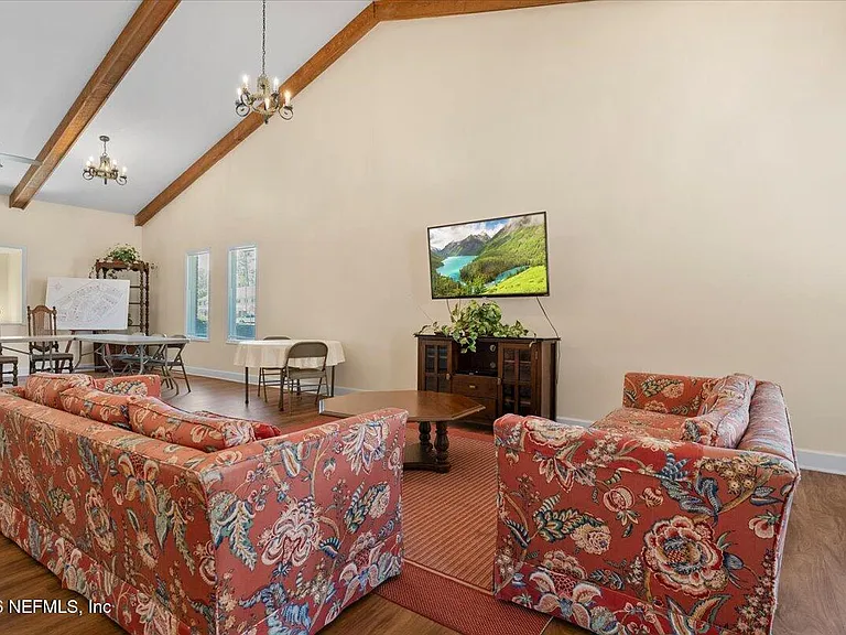 8140 Sutton Pl E — Photo 37