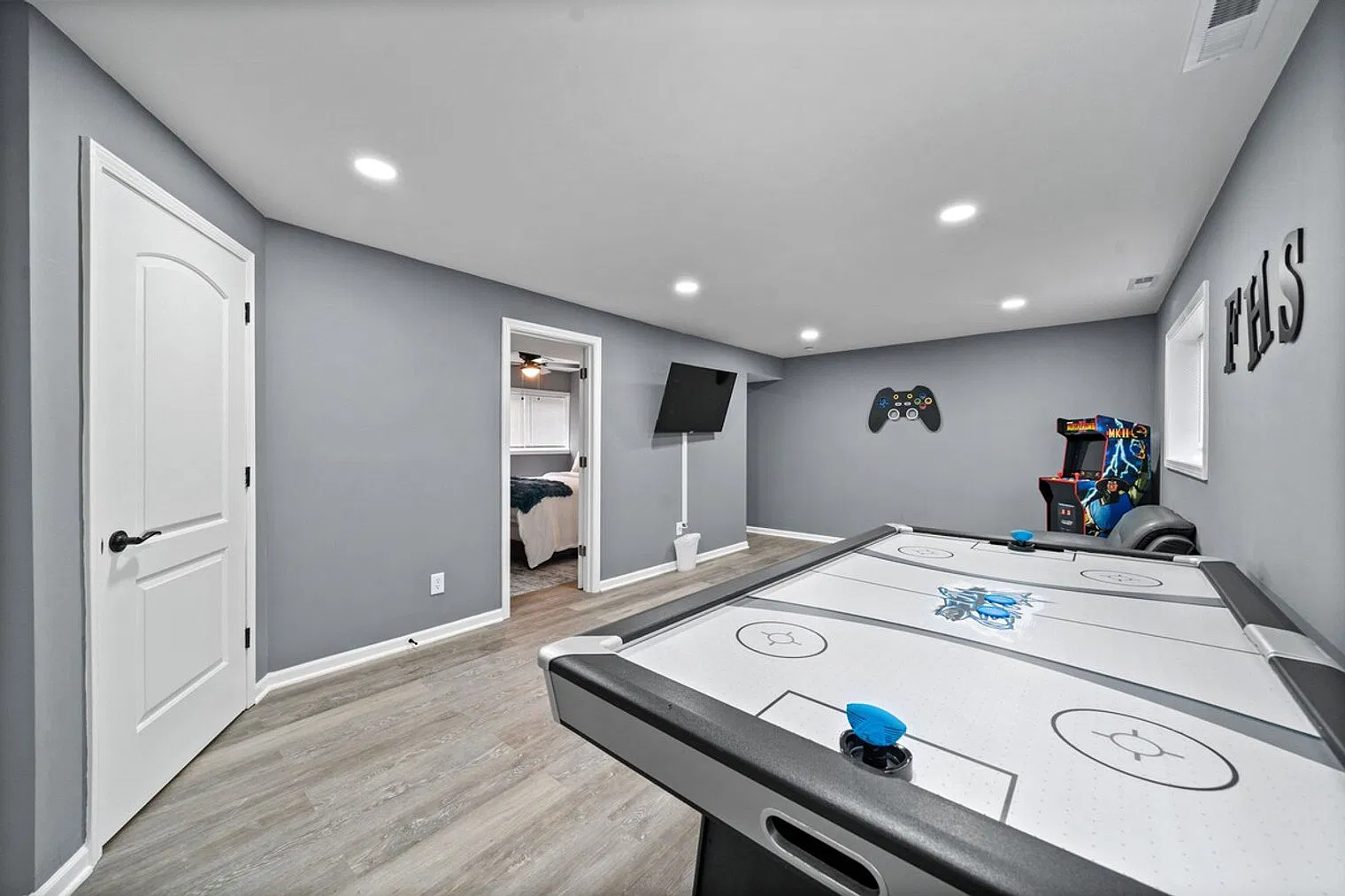 4 bed, 2.0 bath, $18,284 — Photo 4