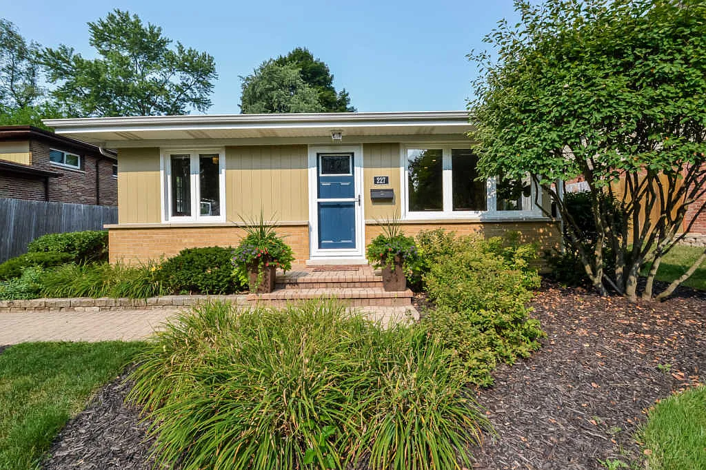 227 Kenloch Ave photo 1