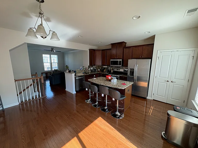 218 Brier Summit Pl — Photo 3