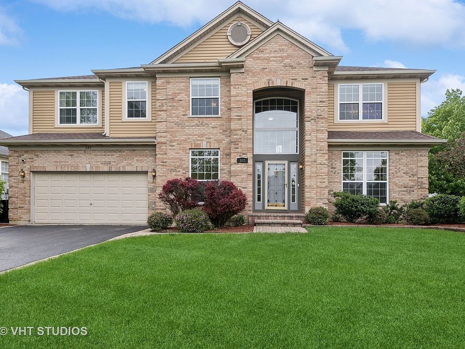 1st image of 582 Dunhill Dr