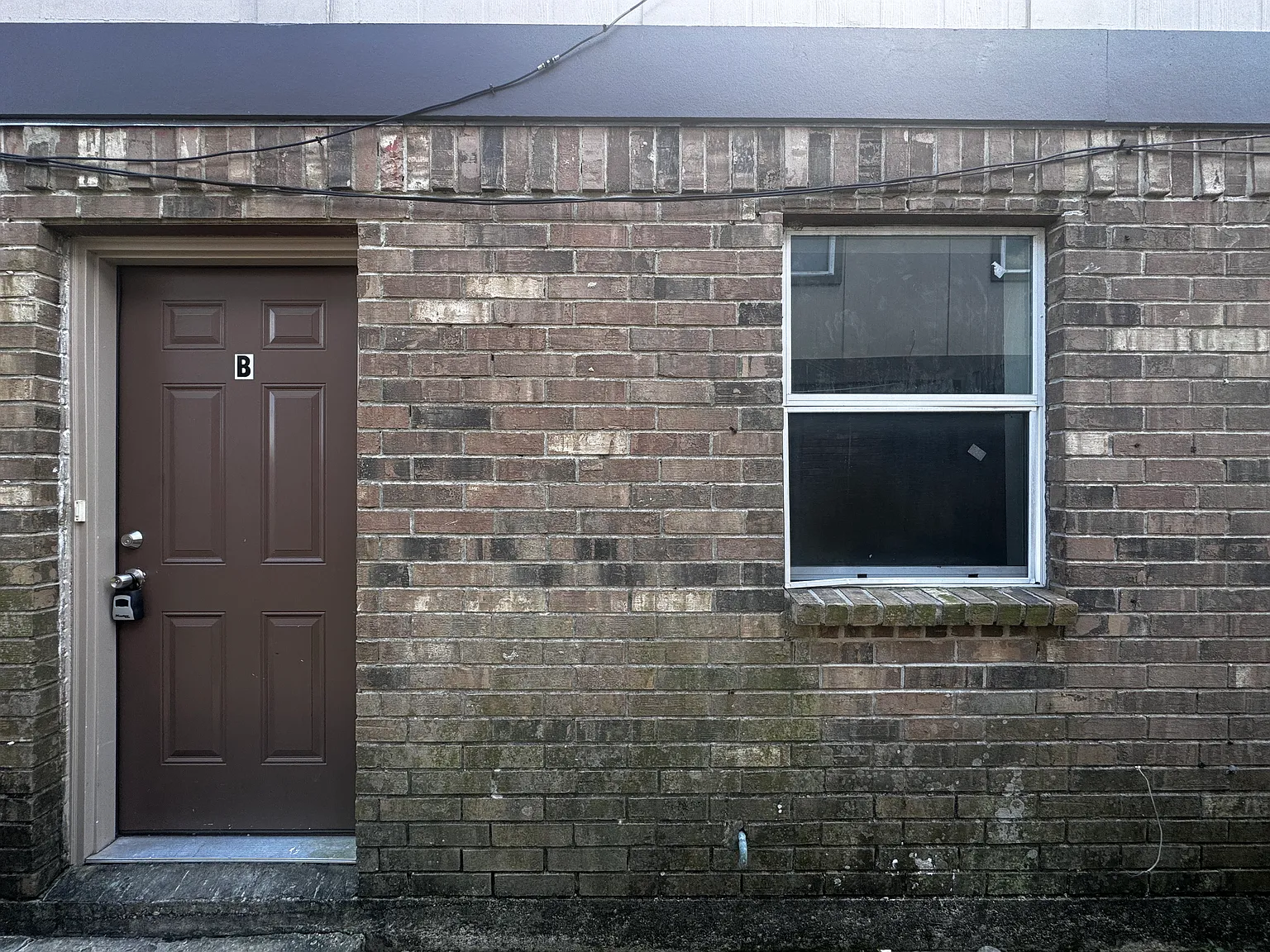 3 bed, 1500 sqft, $1,350 — Photo 1