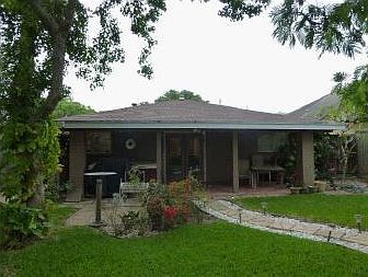 3rd image of 3717 Aransas St