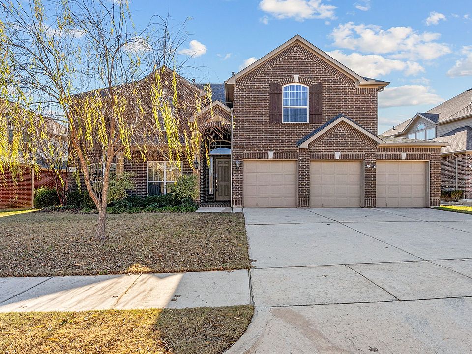 1st image of 7808 Apple Valley Ln