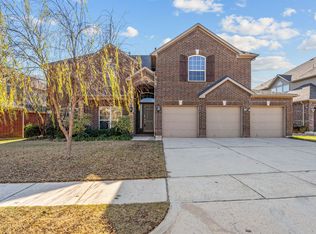 7808 Apple Valley Ln, Denton, TX 76208