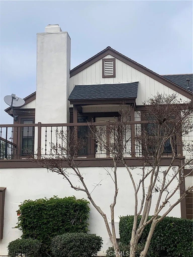 1512 Canterbury Ct — Photo 2