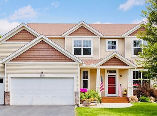 2220 Woodlyn Ridge Ct, Mound, MN 55364