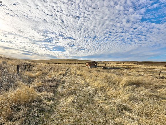 5th image of 62722 Hart Rd