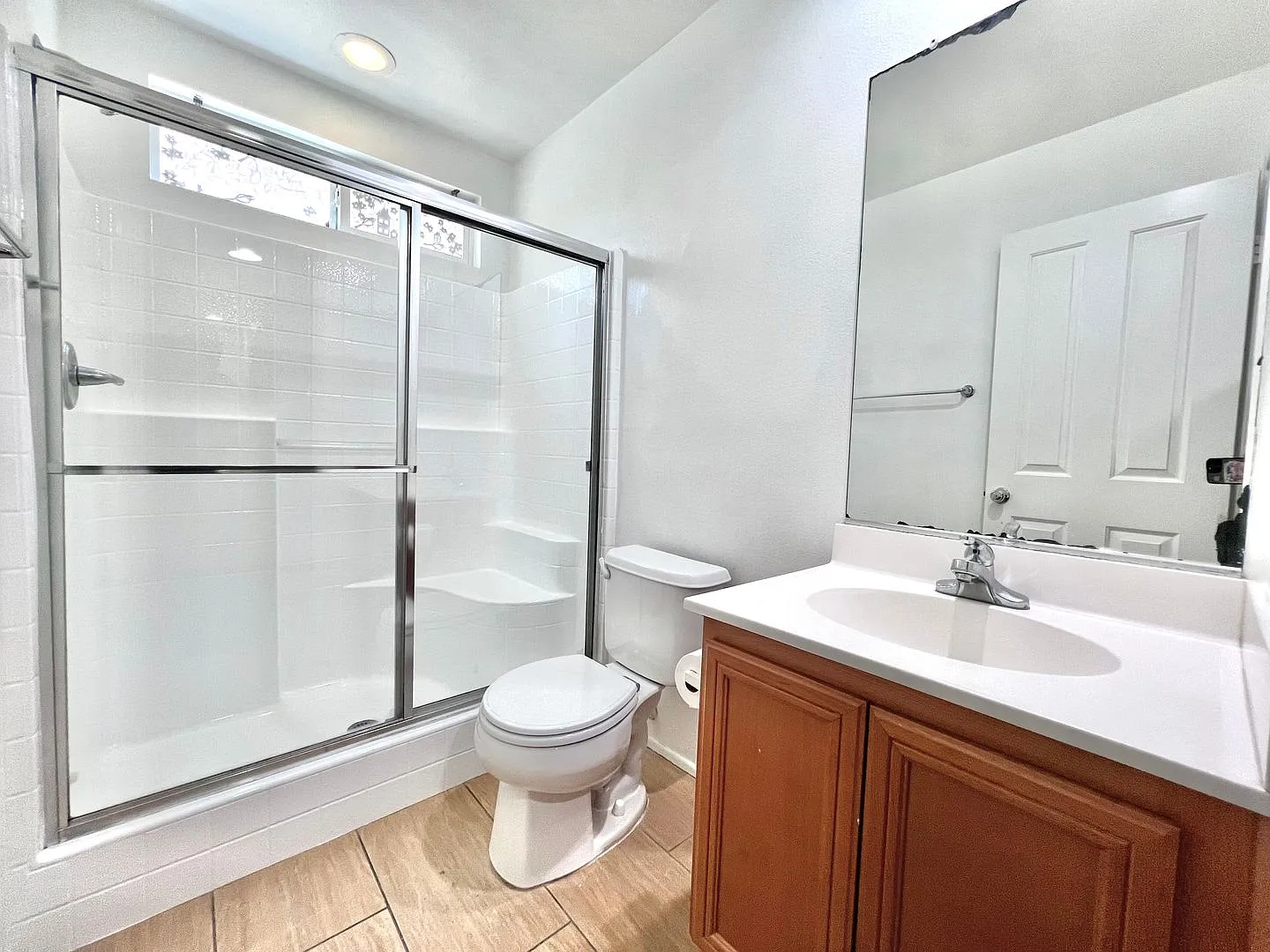Spacious 4 Bed, 3 Bath Two-Story Home with Loft and Modern Amenities Located in Perris, $3,100 — Photo 4