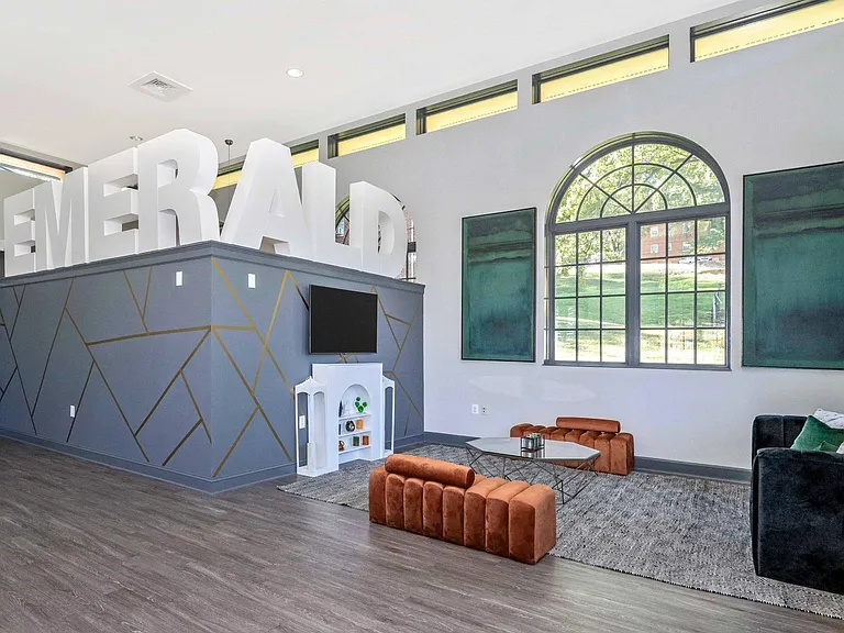 Emerald Apartments — Photo 13