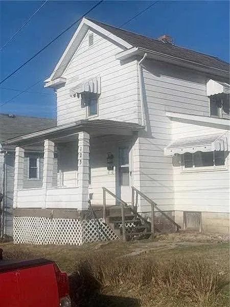 123 Garfield — Photo 2