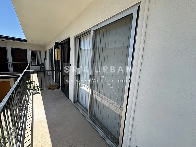 4150 41st St #10 — Photo 6