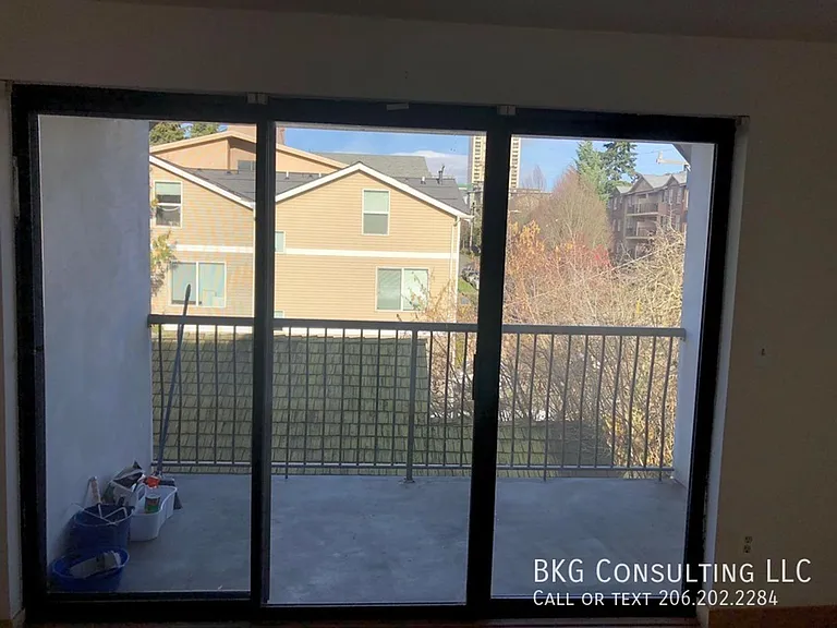 4237 8th Ave NE — Photo 10