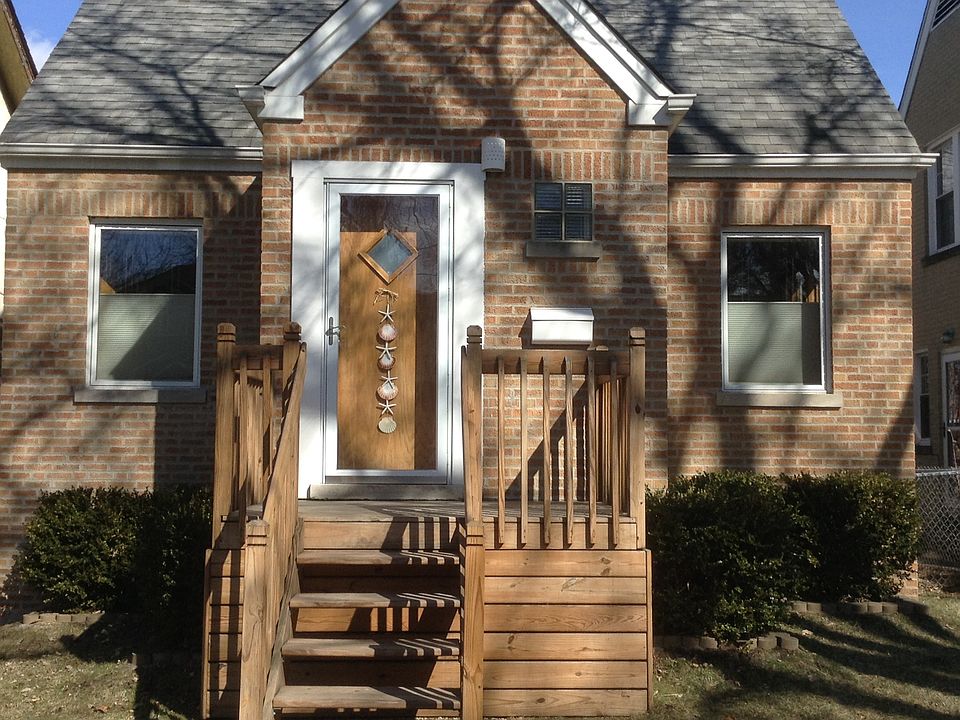 1st image of 5402 W Ardmore Ave #1