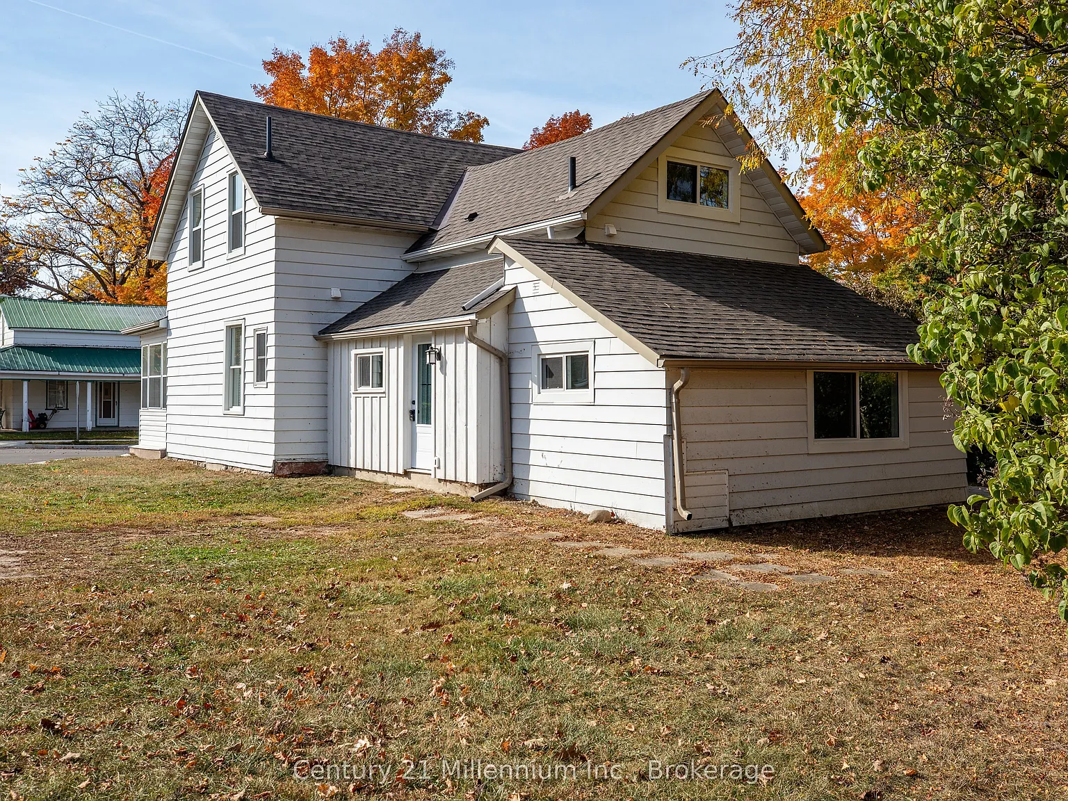 3 bed, $3,000 — Photo 4