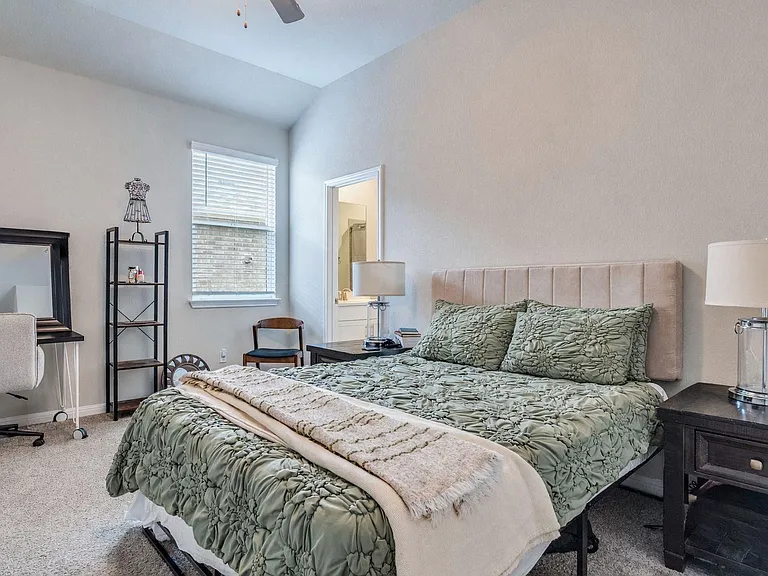 261 Cathedral Mountain Dr — Photo 23