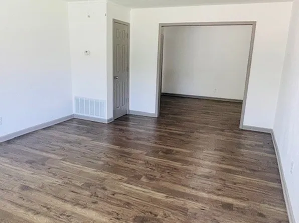 1817 S 19th St, Waco, TX 76706