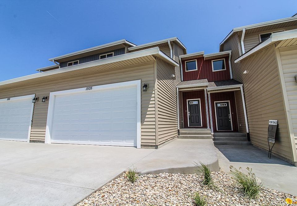 1st image of 1505 Paddington Cir