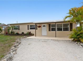 4074 Coconut Cir S, Naples, FL 34104