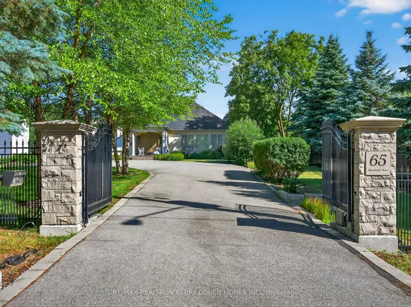 65 Thornbank Rd, Vaughan, ON L4J 2A1