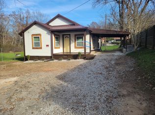 197 Phillips St, Holly Springs, MS 38635