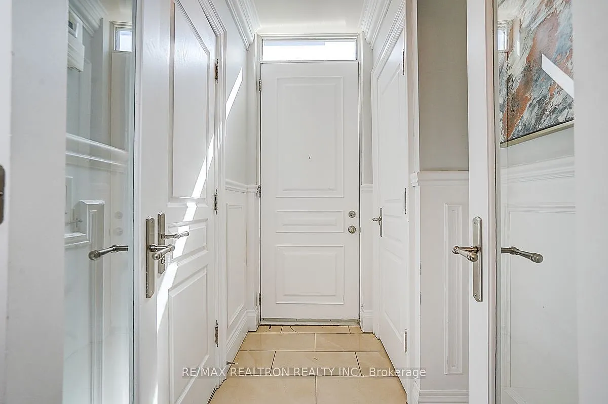 3 bed, $4,300 — Photo 4