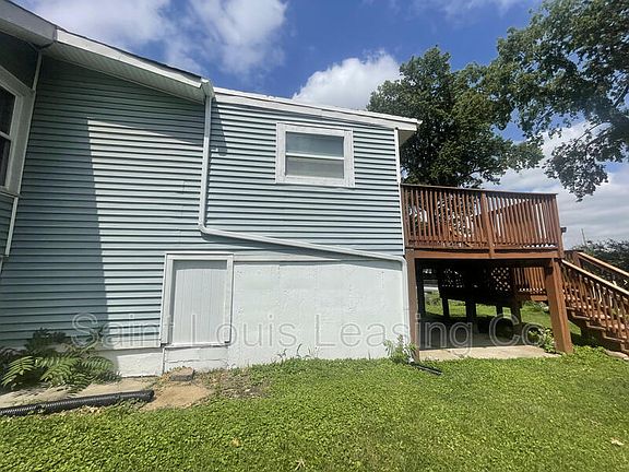 5th image of 8961 Tudor Ave