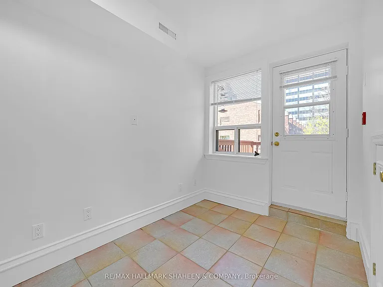 12 Foxbar Rd #3 — Photo 13