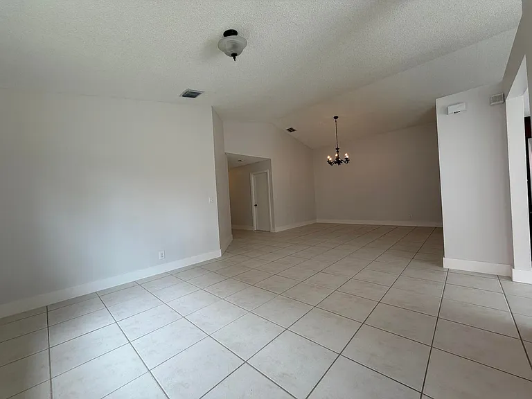 3386 Treasure Ln — Photo 11
