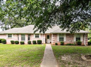 2982 Pineview Dr, Tyler, TX 75704