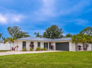 5590 Island Ave, Seminole, FL 33772