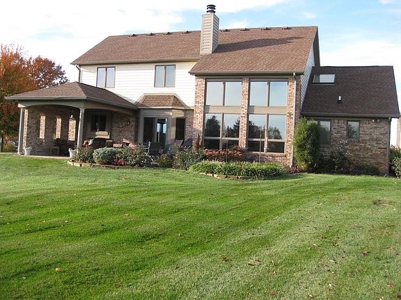 2nd image of 10292 Nicole Dr