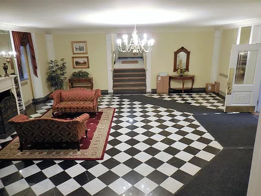 Sold by Benjamin Realty Since 1980 | media 2