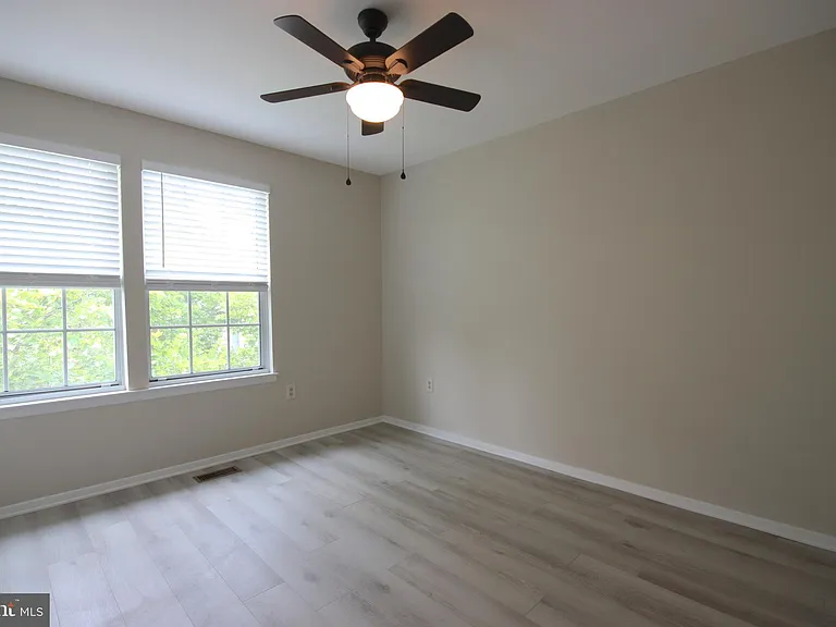 7782 Blueberry Hill Ln — Photo 21