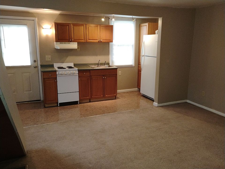 1st image of 111 6th North St #1