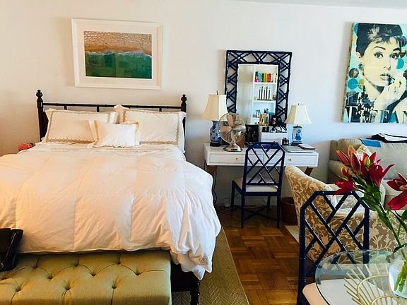 4th image of 101 W 12th St APT 16-O