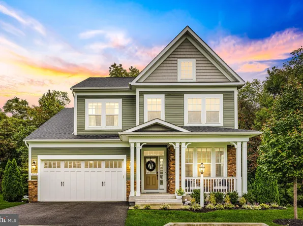 8127 Neidert Dr, Millersville, MD 21108