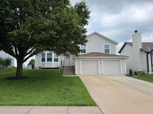 224 NW 113th St, Kansas City, MO 64155