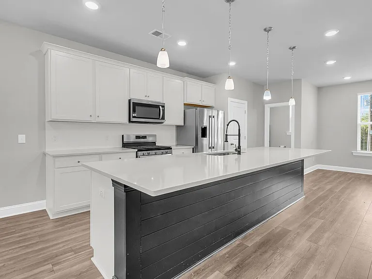 1247 Tice Ln — Photo 9