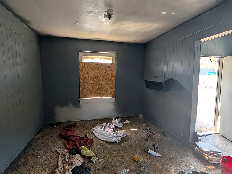 422 S Louisa St — Photo 8